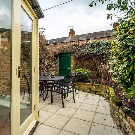 7 St John's Crescent Villa York Eksteriør billede