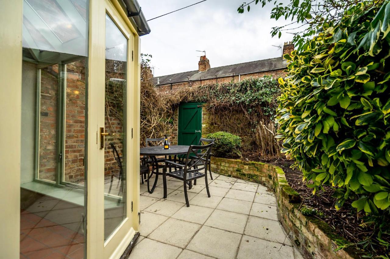7 St John's Crescent Villa York Eksteriør billede