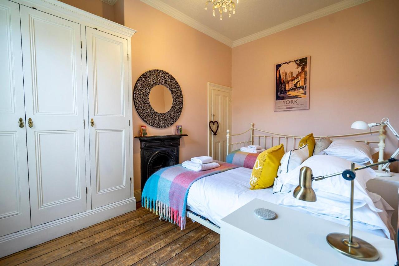 7 St John's Crescent Villa York Eksteriør billede